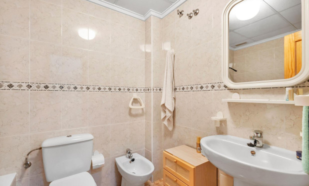 Wiederverkauf - Wohnung - Torrevieja - Playa del Cura