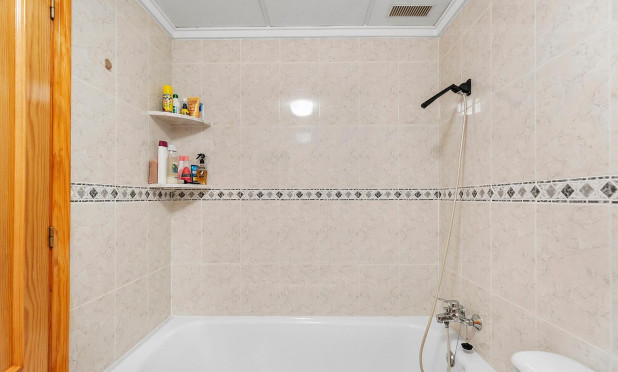 Wiederverkauf - Wohnung - Torrevieja - Playa del Cura