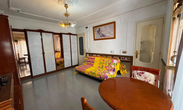 Wiederverkauf - Wohnung - Torrevieja - Centro