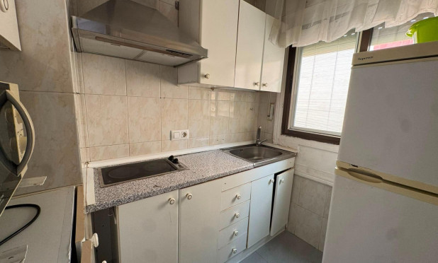 Wiederverkauf - Wohnung - Torrevieja - Centro