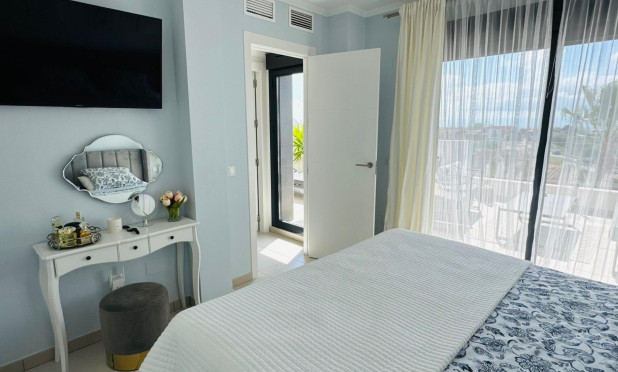 Wiederverkauf - Wohnung - Orihuela Costa - Lomas de Cabo Roig