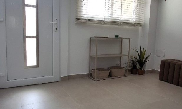Wiederverkauf - Wohnung - Torrevieja - Playa Acequion