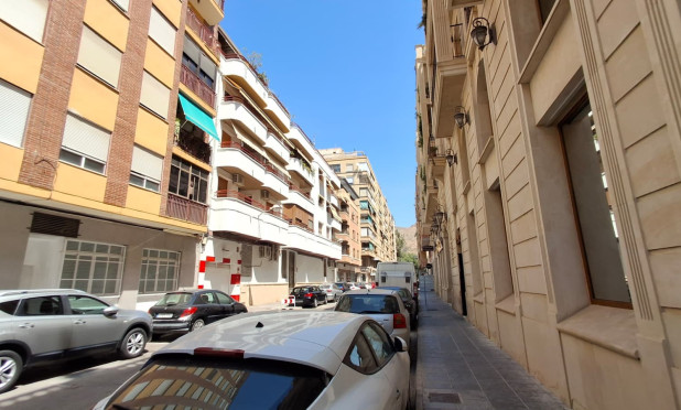 Wiederverkauf - Wohnung - Orihuela - Zona Centro