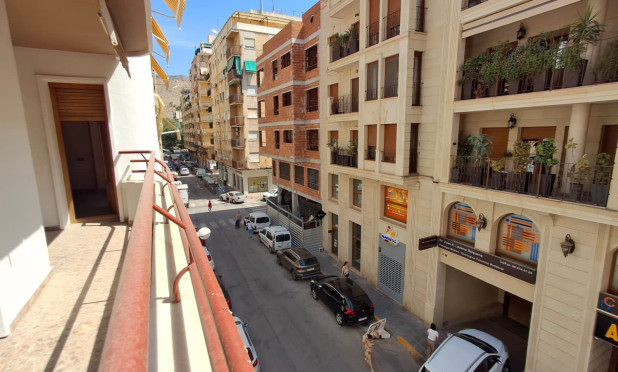 Wiederverkauf - Wohnung - Orihuela - Zona Centro