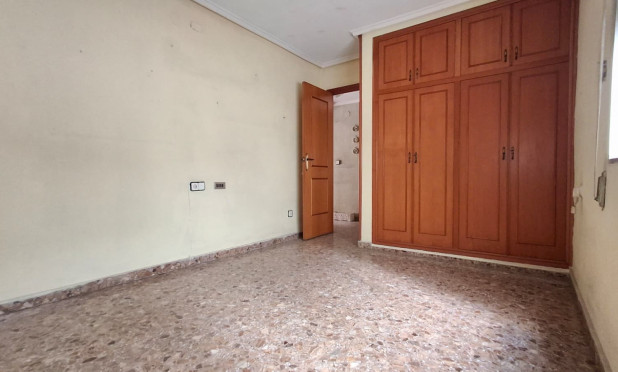 Wiederverkauf - Wohnung - Orihuela - Zona Centro