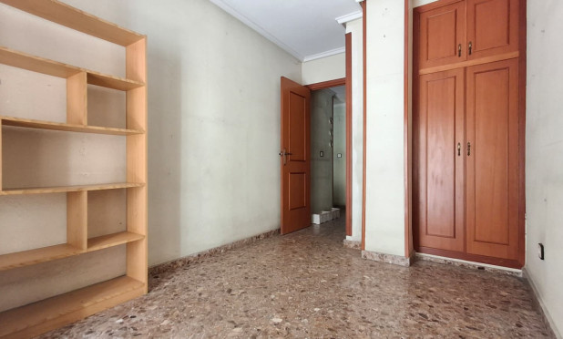 Wiederverkauf - Wohnung - Orihuela - Zona Centro