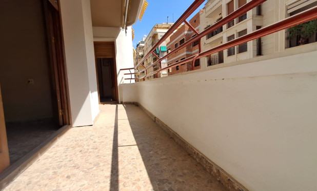 Wiederverkauf - Wohnung - Orihuela - Zona Centro