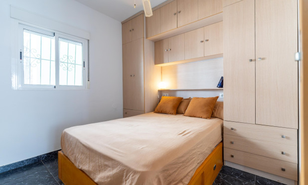 Reventa - Apartamento / piso - Torrevieja - torrevieja