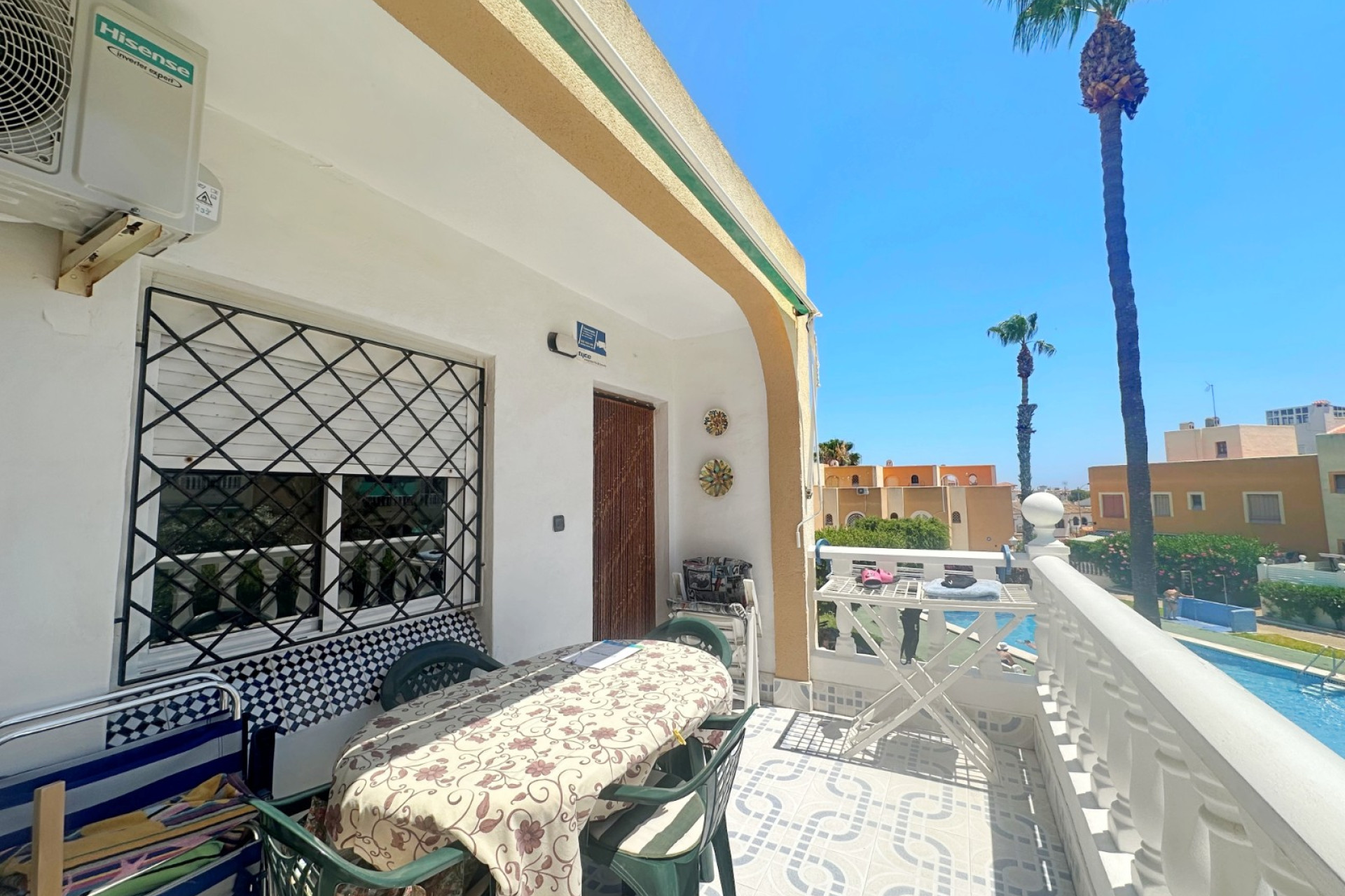 Resale - Townhouse - La Mata