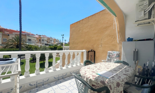 Resale - Townhouse - La Mata