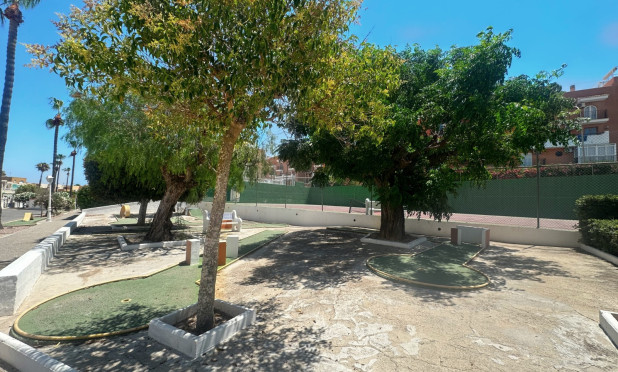 Resale - Townhouse - La Mata