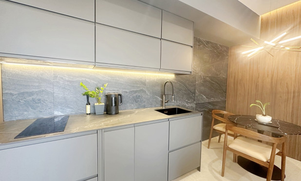 Resale - Apartment / flat - Torrevieja - torrevieja