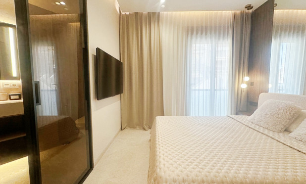 Resale - Apartment / flat - Torrevieja - torrevieja