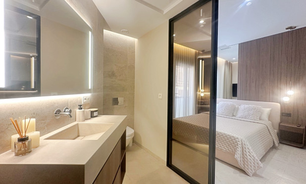Resale - Apartment / flat - Torrevieja - torrevieja