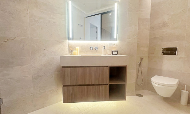 Resale - Apartment / flat - Torrevieja - torrevieja