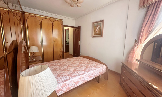 Reventa - Apartamento / piso - Torrevieja - torrevieja
