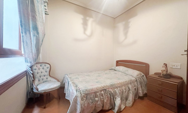 Reventa - Apartamento / piso - Torrevieja - torrevieja
