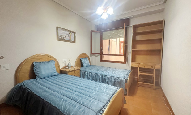 Reventa - Apartamento / piso - Torrevieja - torrevieja