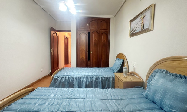 Reventa - Apartamento / piso - Torrevieja - torrevieja