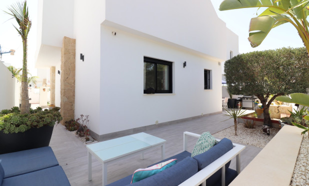 Reventa - Detached Villa - Los Montesinos - La Herrada