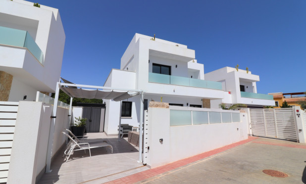 Reventa - Detached Villa - Los Montesinos - La Herrada