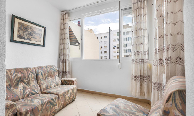 Resale - Apartment / flat - Guardamar del Segura - CENTRO