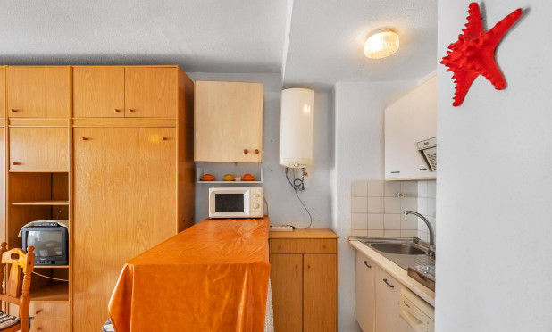 Resale - Apartment / flat - Guardamar del Segura - CENTRO