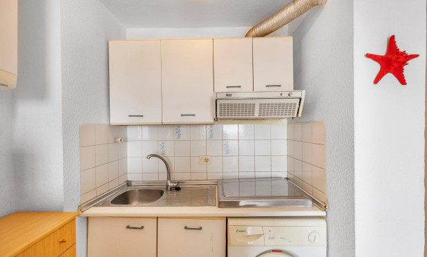 Resale - Apartment / flat - Guardamar del Segura - CENTRO