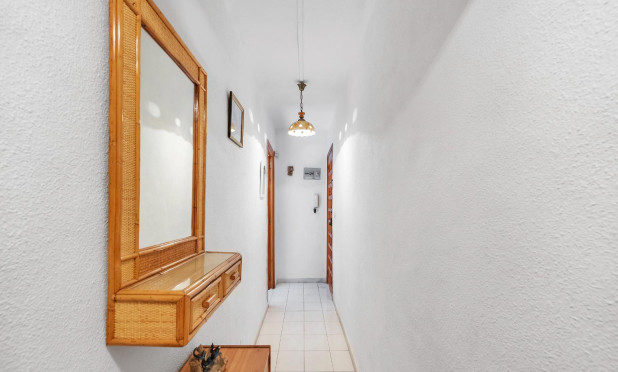 Resale - Apartment / flat - Guardamar del Segura - CENTRO