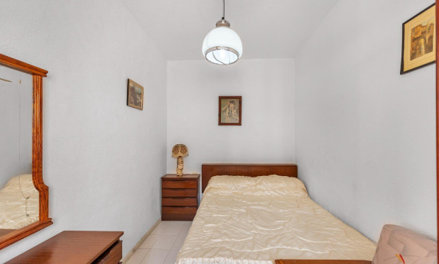Resale - Apartment / flat - Guardamar del Segura - CENTRO