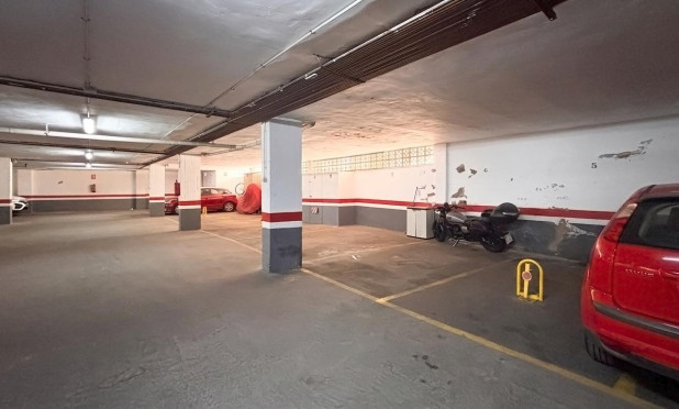 Resale - Apartment / flat - Guardamar del Segura - CENTRO