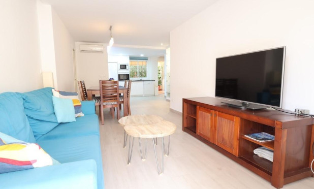 Resale - Apartment / flat - Orihuela Costa - Campoamor