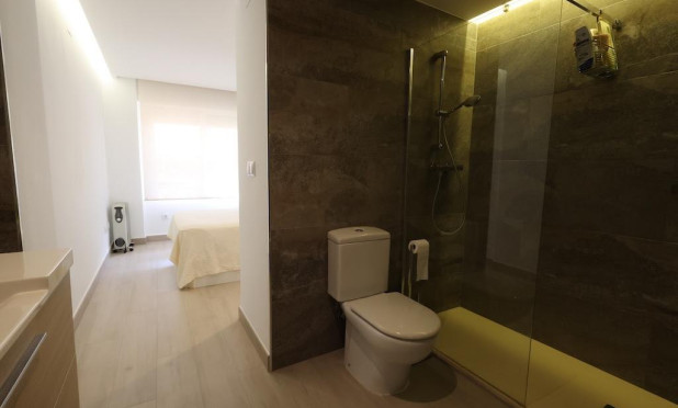 Resale - Apartment / flat - Orihuela Costa - Campoamor