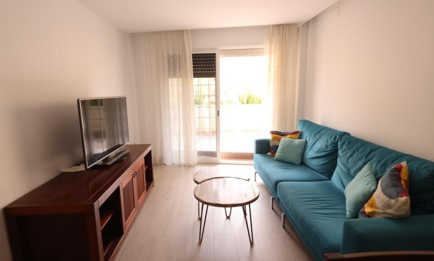 Resale - Apartment / flat - Orihuela Costa - Campoamor