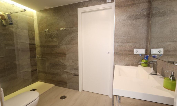 Resale - Apartment / flat - Orihuela Costa - Campoamor