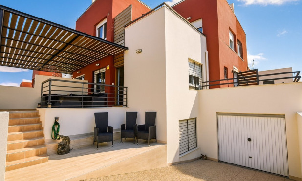 Resale - Villa - Algorfa - La Finca Golf Resort