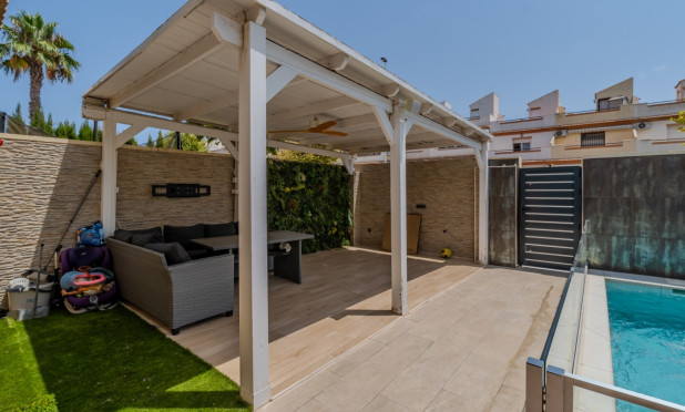 Resale - Villa Detached - Torrevieja - Torreta - Florida