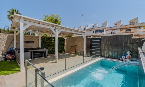 Resale - Villa Detached - Torrevieja - Torreta - Florida