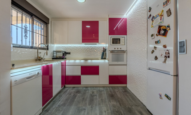 Resale - Villa Detached - Torrevieja - Torreta - Florida