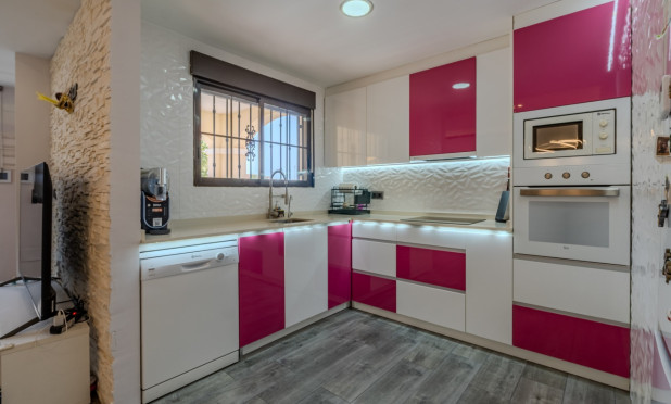 Resale - Villa Detached - Torrevieja - Torreta - Florida