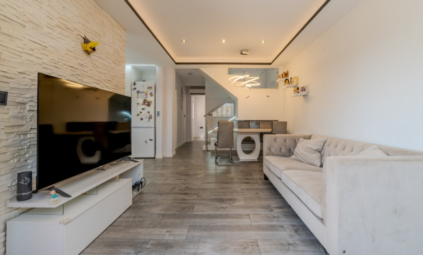 Resale - Villa Detached - Torrevieja - Torreta - Florida