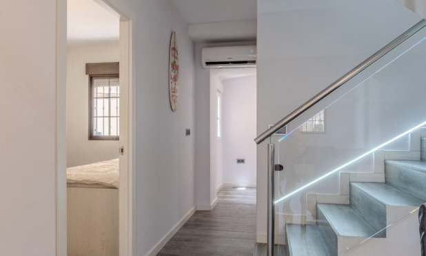Resale - Villa Detached - Torrevieja - Torreta - Florida