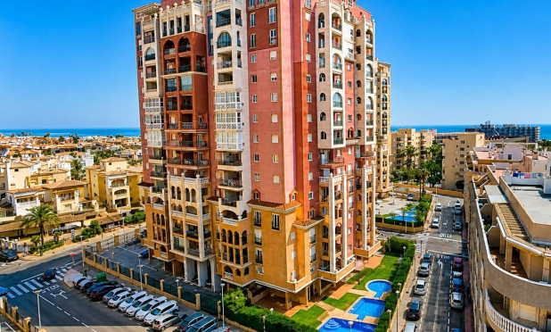 Resale - Apartment / flat - Torrevieja - Playa de los Locos