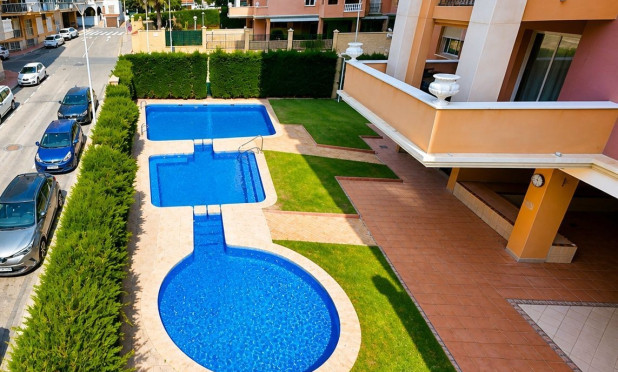 Resale - Apartment / flat - Torrevieja - Playa de los Locos