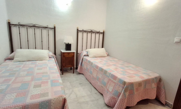 Resale - Apartment / flat - Torrevieja - Playa de los Locos