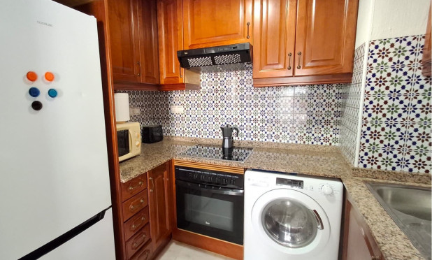 Resale - Apartment / flat - Torrevieja - Playa de los Locos