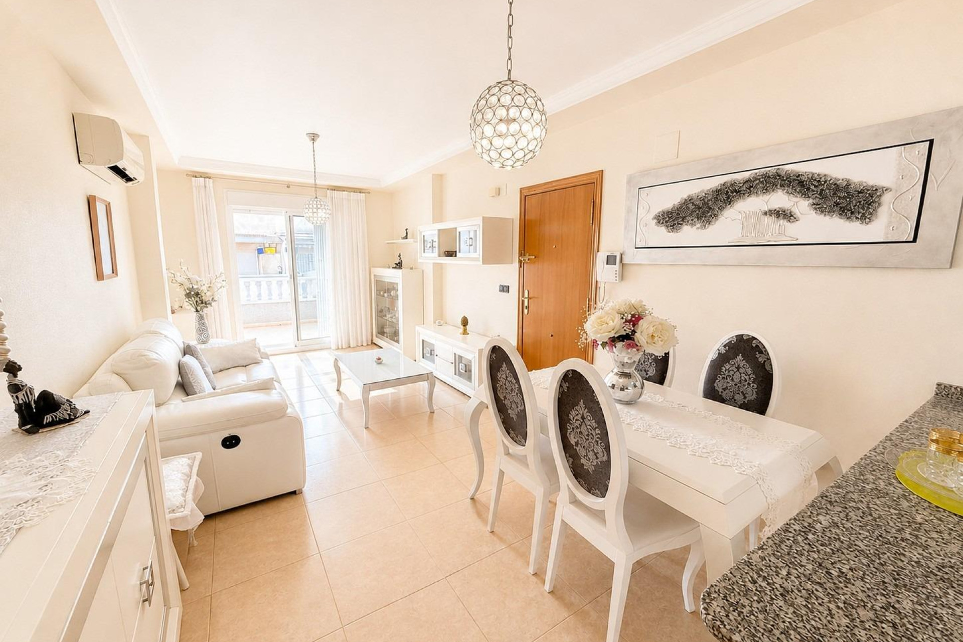 Odsprzedaż - Daszek - Torrevieja - Playa del Cura