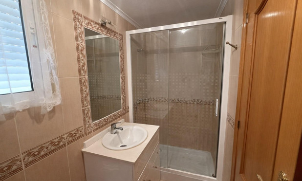 Odsprzedaż - Daszek - Torrevieja - Playa del Cura