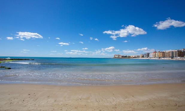 Resale - Apartment / flat - Torrevieja - Estacion de autobuses