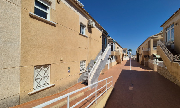 Resale - Townhouse - Torrevieja - torrevieja